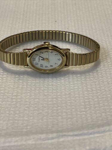 vintage timex timex cr 1216 cell stainless steel back