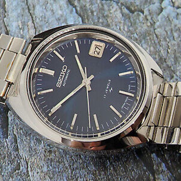 VINTAGE SEIKO 7005-7100 AUTOMATIC GENTS WITH BLUE DIAL. | WatchCharts