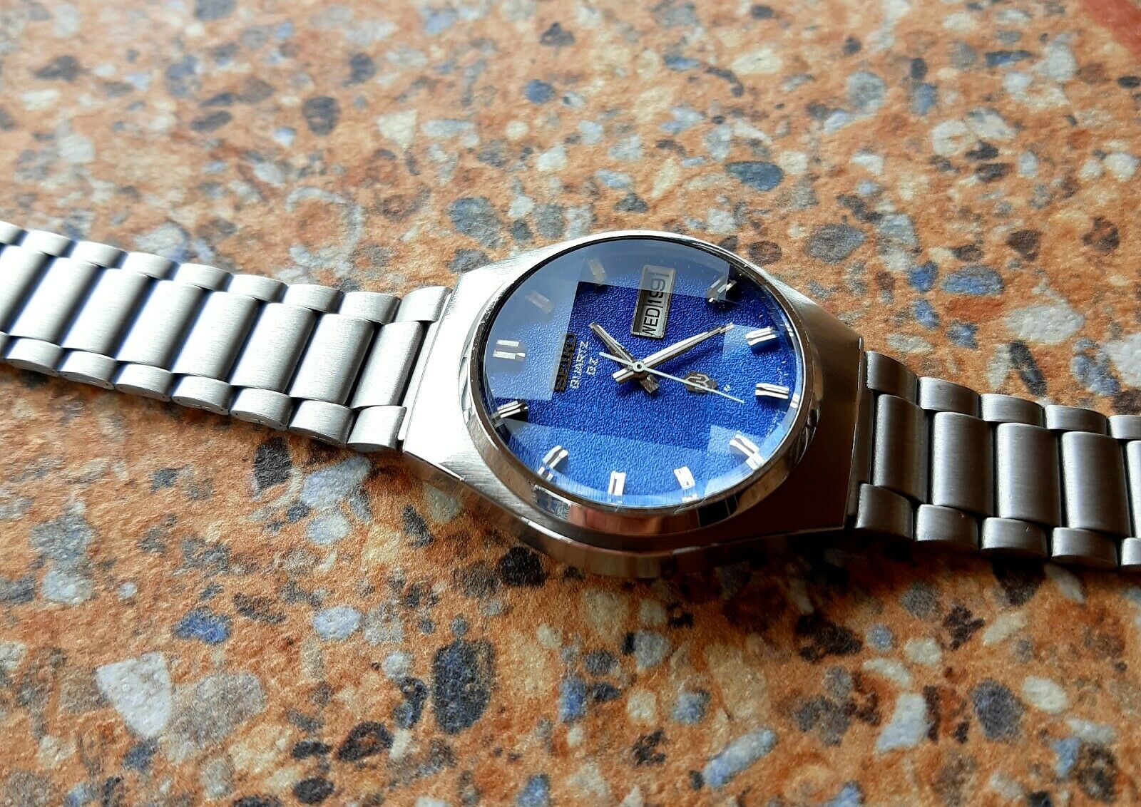 Vintage Seiko Quartz QZ JDM 0923 8020 October 1974 Kanji