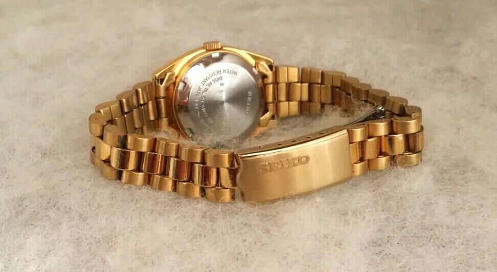 nEW oLD sTOCK* Womens SEIKO 4206-0511 (17) JEWEL AUTOMATIC Watch