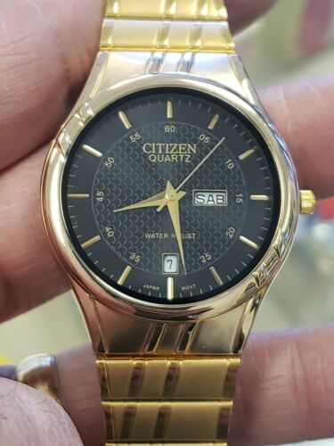 Vintage Citizen Quartz Mens Gold Tone Dress Watch New Battery