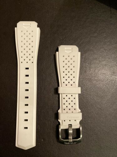 Tag Heuer White rubber strap for Connected 41 smartwatch WatchCharts