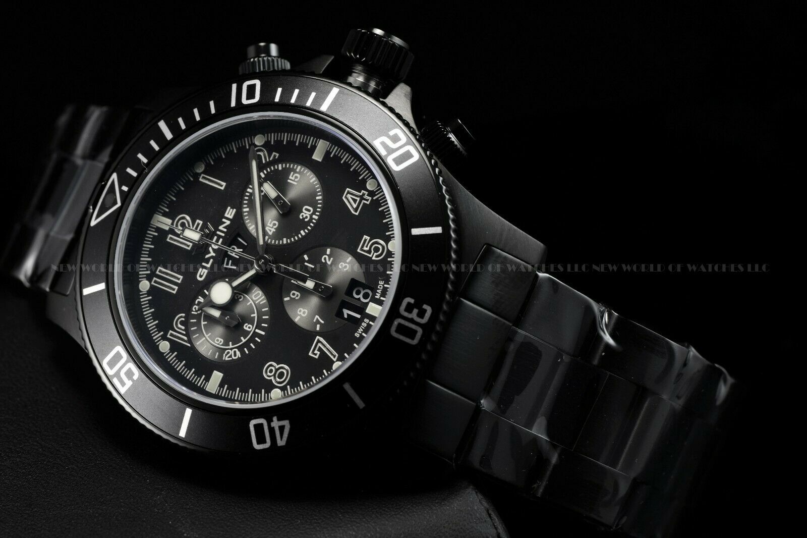 Glycine Men 42mm Combat Sub Sapphire Chrono