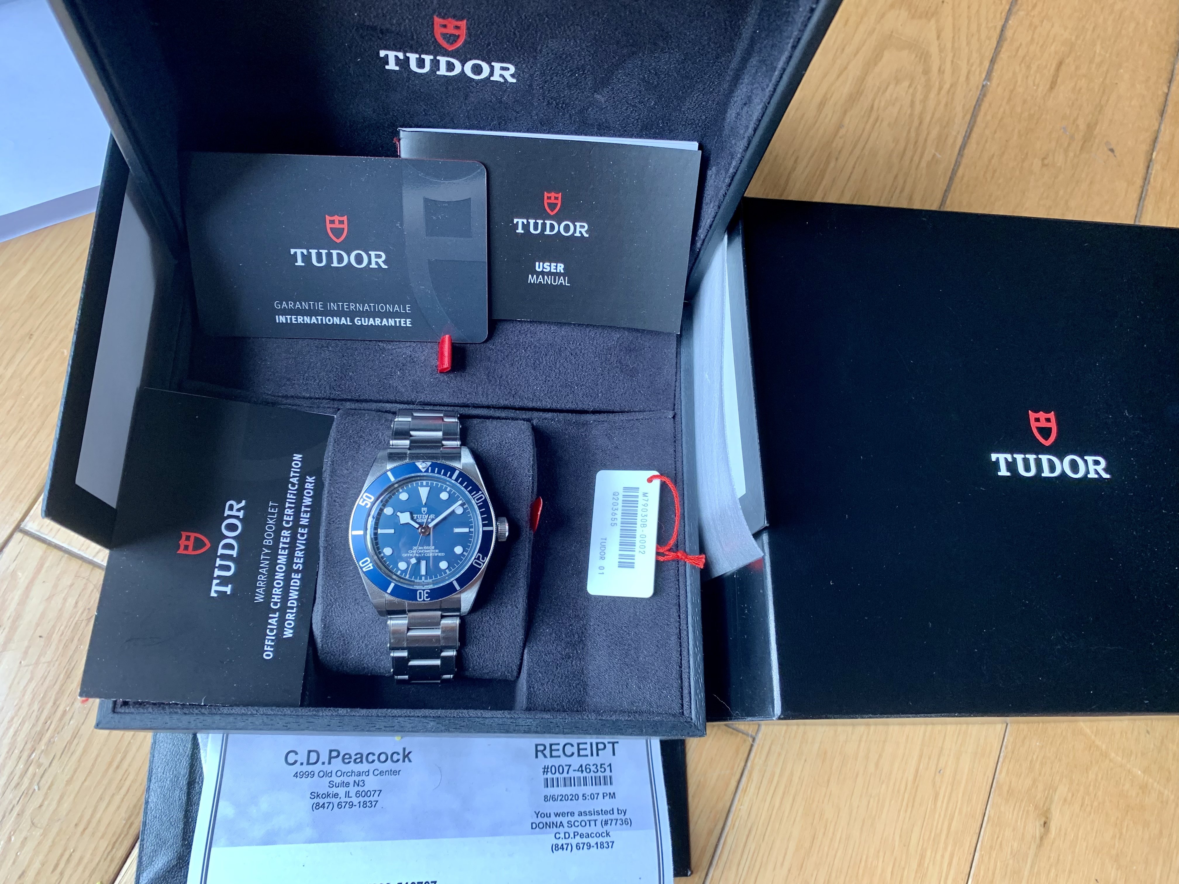 Tudor Black Bay 58 - on bracelet with box, papers and receipt