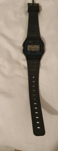 casio men's lcd black resin strap watch