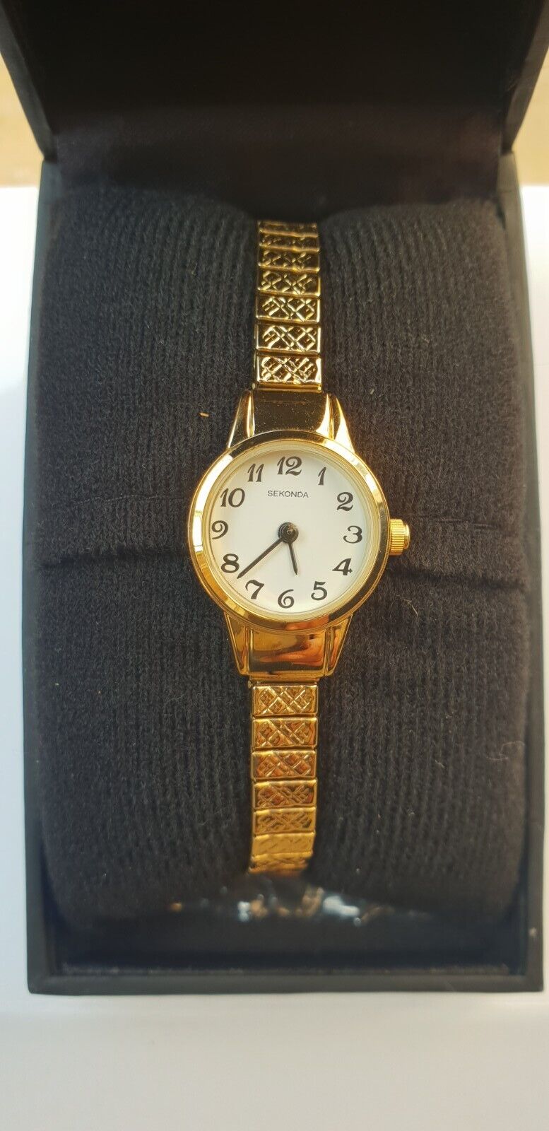 Used sekonda sale watches