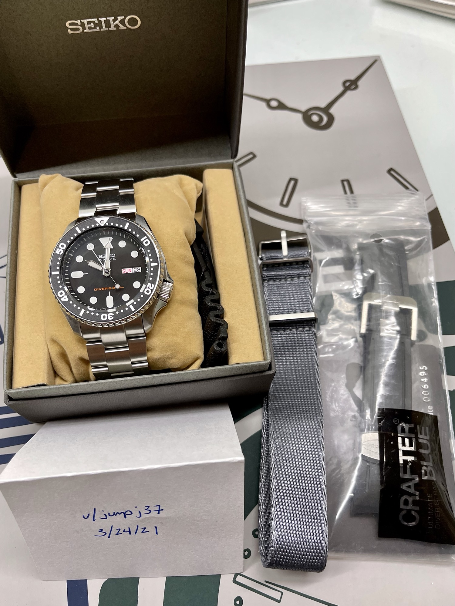 WTS] Seiko SKX007 with Strapcode Sub Oyster and Crafter Blue Rubber and  Crown & Buckle Supreme NATO | WatchCharts