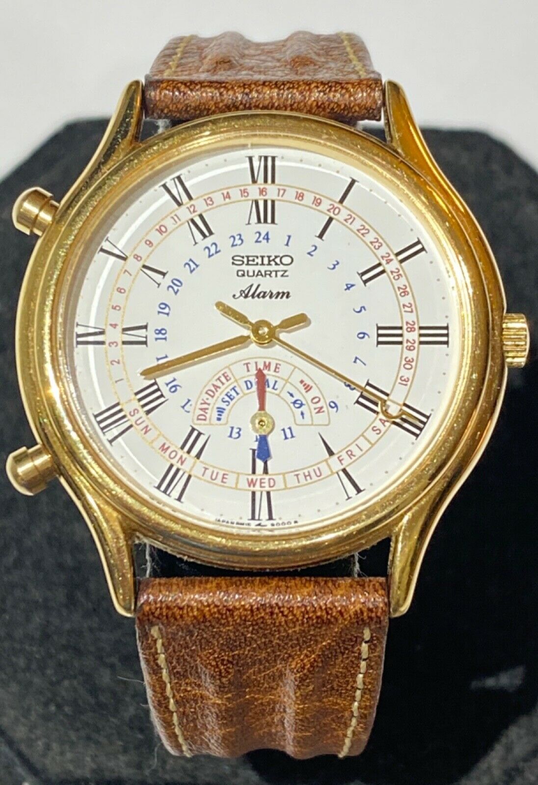 Vintage Seiko 8M15-9009 Alarm Day/Date Quartz Watch | WatchCharts