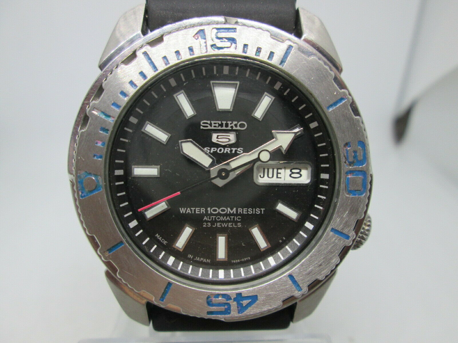 SEIKO SNZE95 BABY TUNA 7S36 02T0 STAINLESS STEEL STEEL AUTOMATIC MENS DIVERWATCH WatchCharts