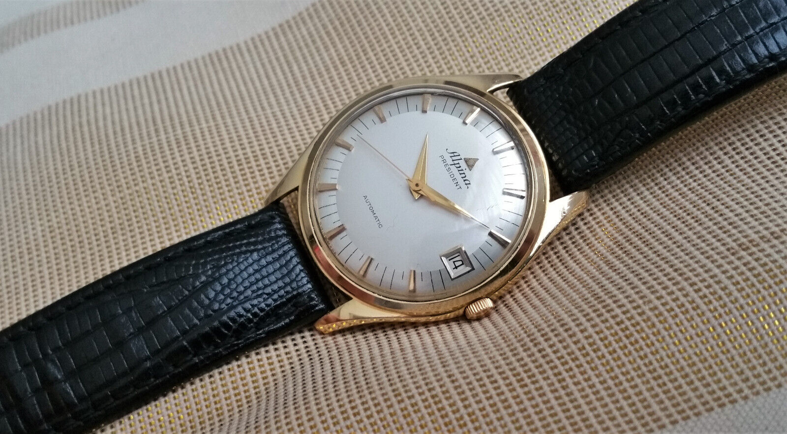 Vintage Swiss Alpina President automatic watch 18k solid gold 571C