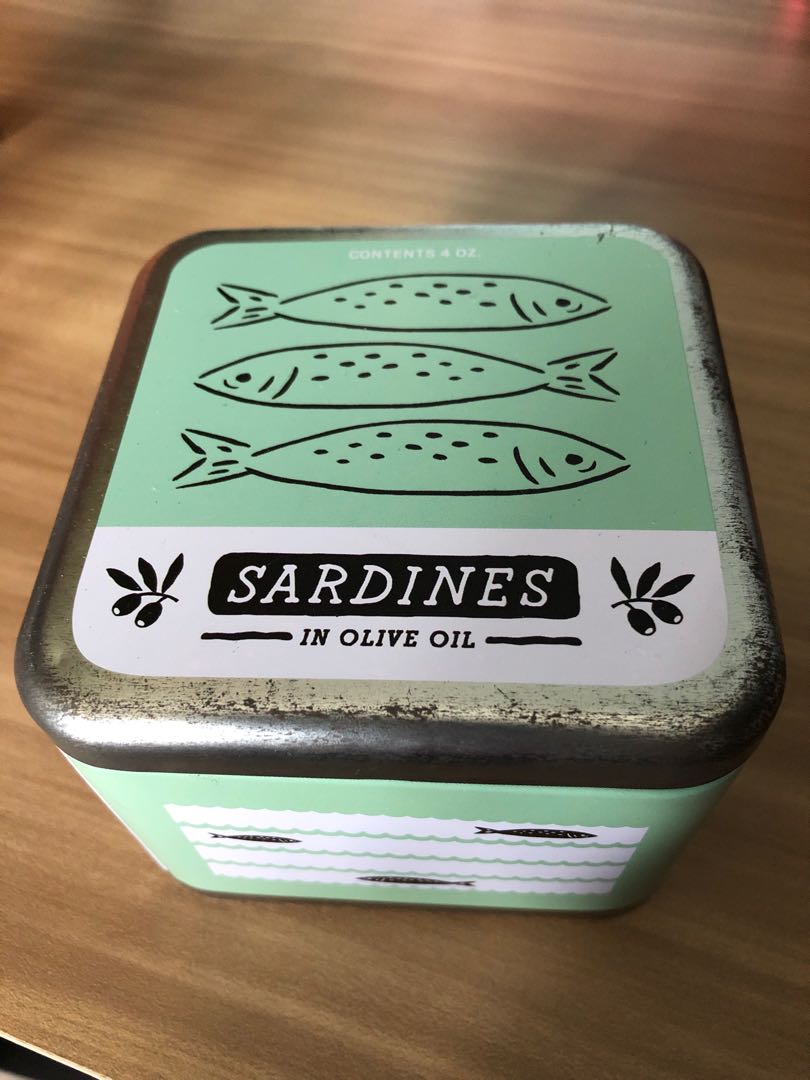 Fossil sardines clearance in olive oil