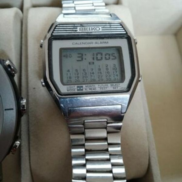 Vintage SEIKO A354-400A Full Month Calendar Alarm Watch