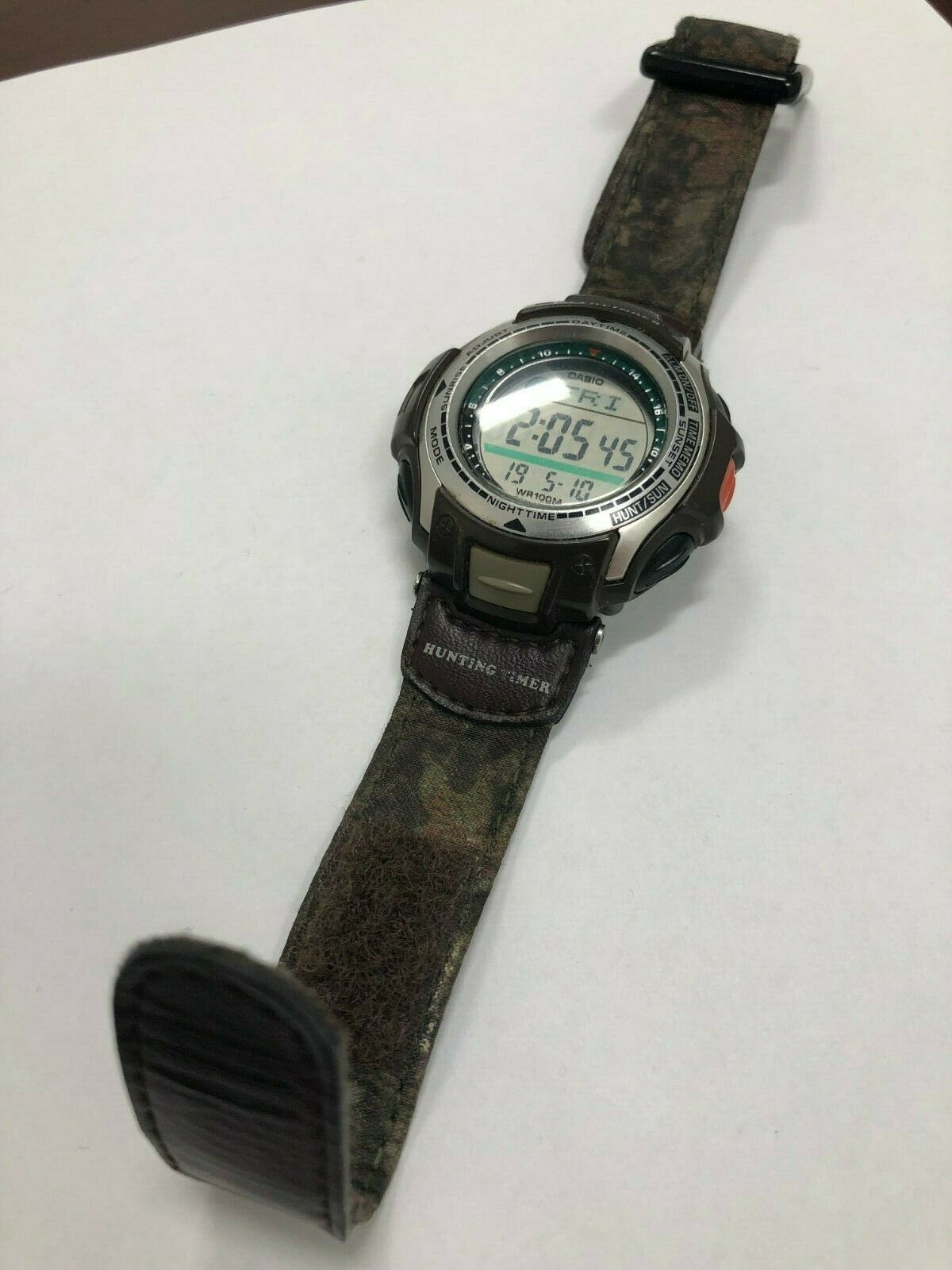 Casio pathfinder moon hot sale phase hunting watch