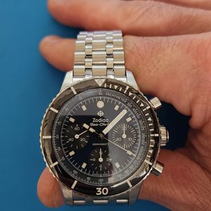 Zodiac Racer ZXM-02 , Z08503 Quartz Chronograph | WatchCharts