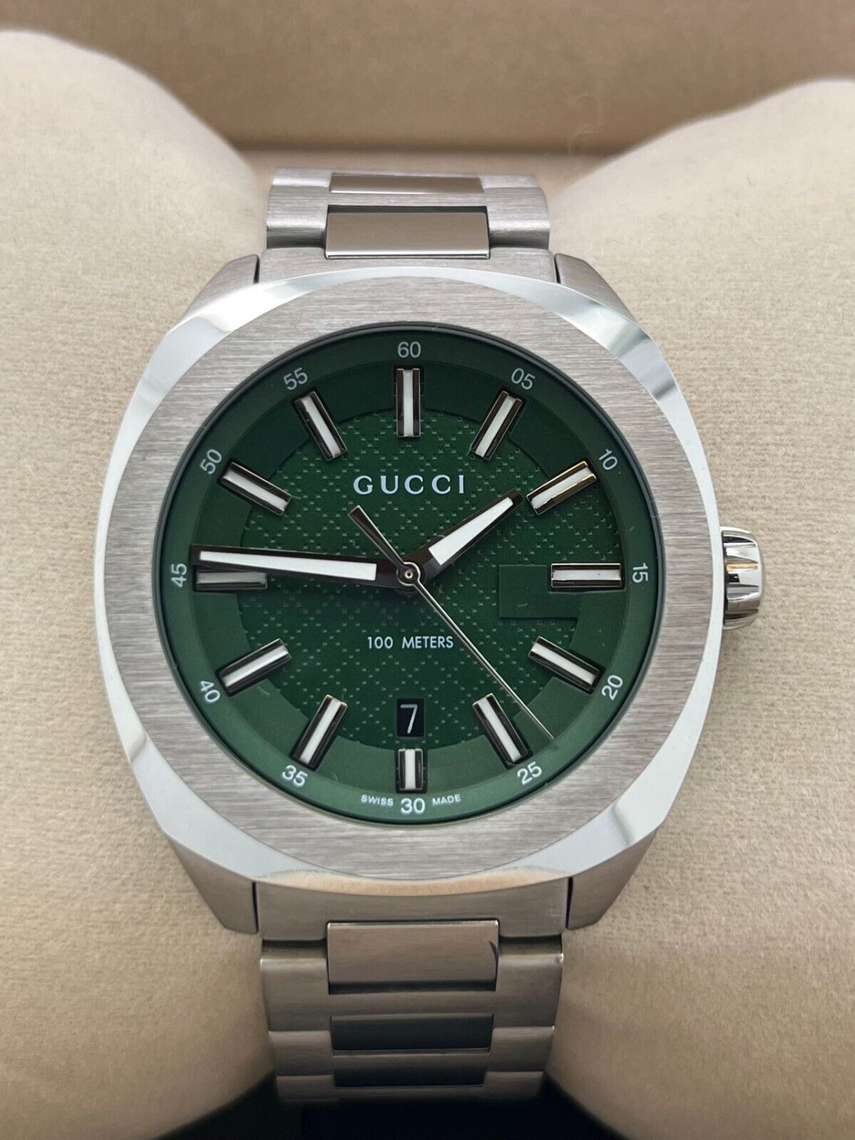 GUCCI GG2570 YA142313 GREEN 40 MM DIAL STEEL STRAP QUARTZ
