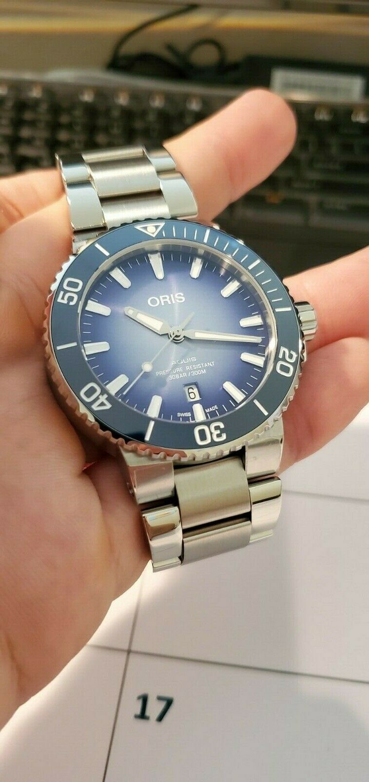 Oris Aquis Date Lake Baikal Limited Edition 43mm Watch 01 733 7730