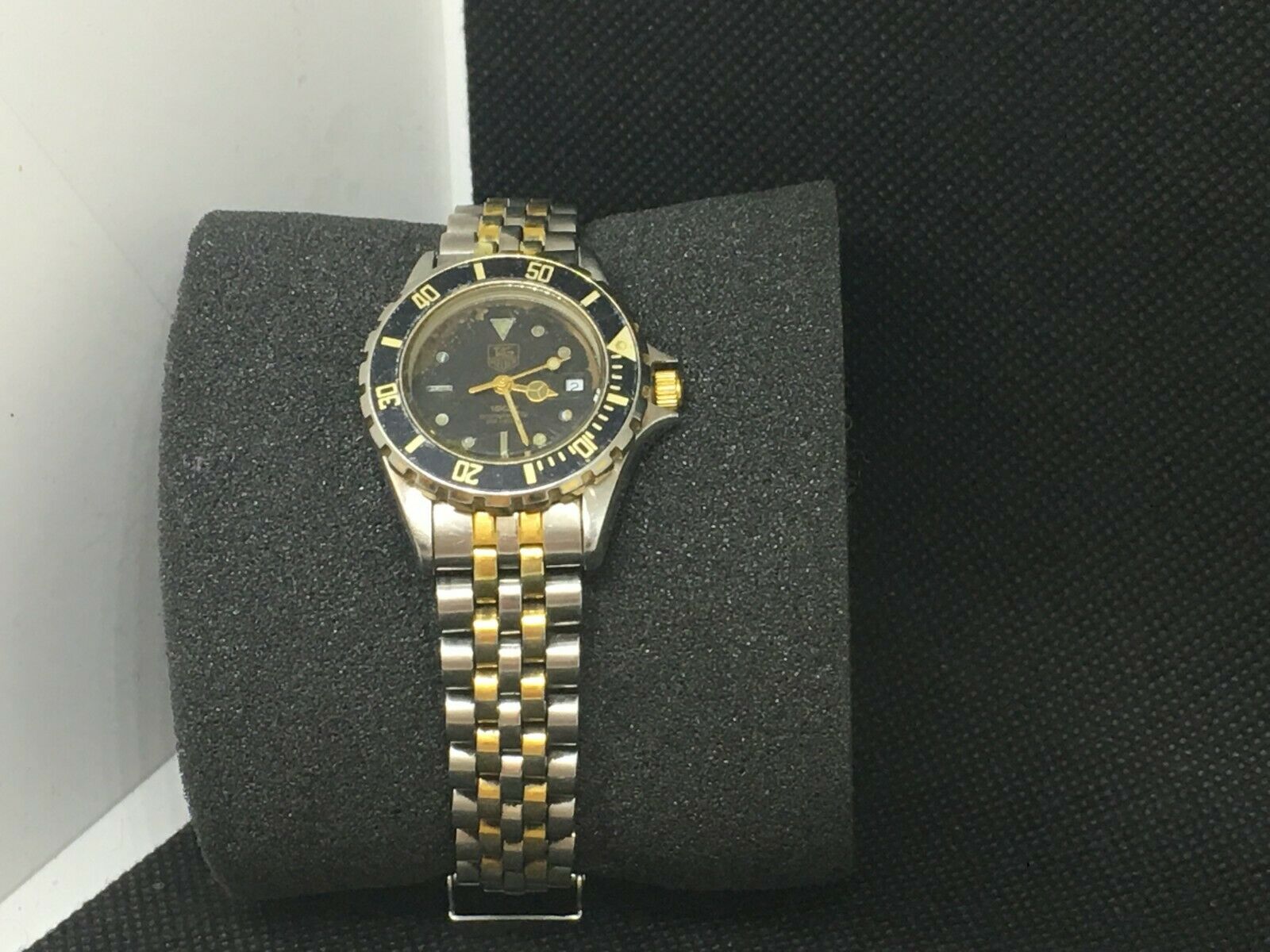 Vintage Ladies Tag Heuer 1000 New Old Stock Ref. 980.018N All