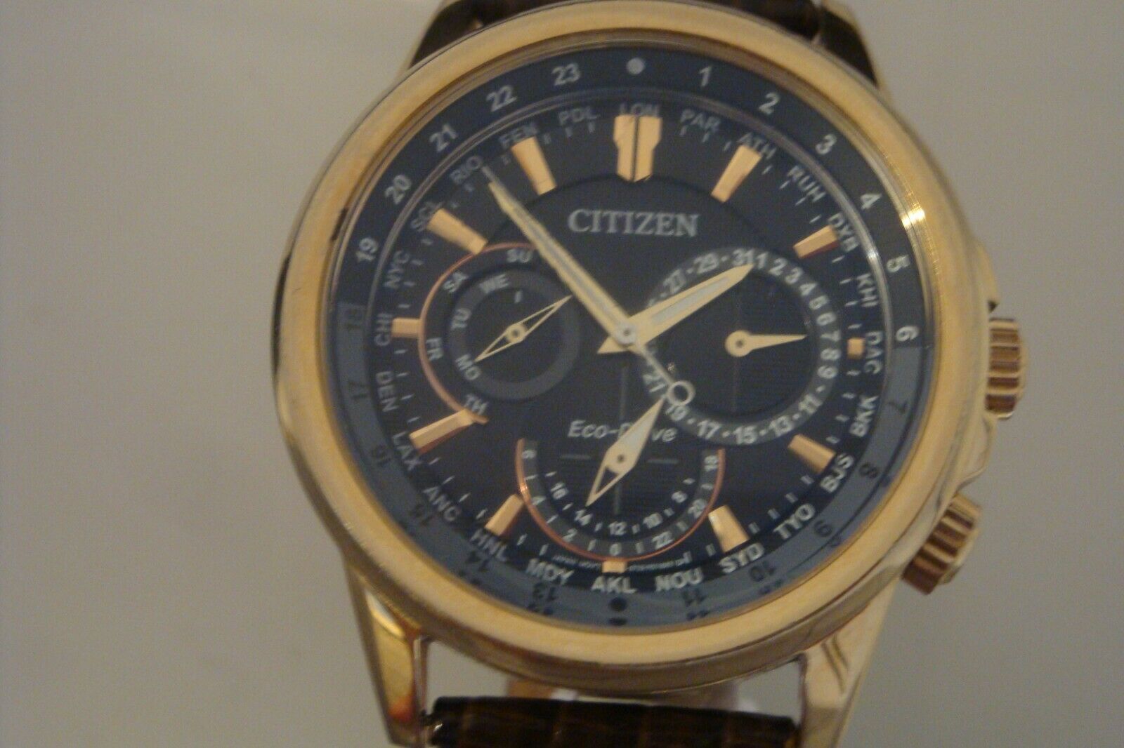 Citizen Eco-Drive World Time 8729-R005995. Rose gold. Gents