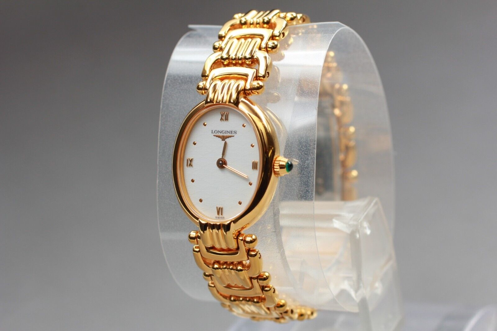 NEAR MINT】 Longines L6.202.2 Oval Gold Quartz Woman's Watch From