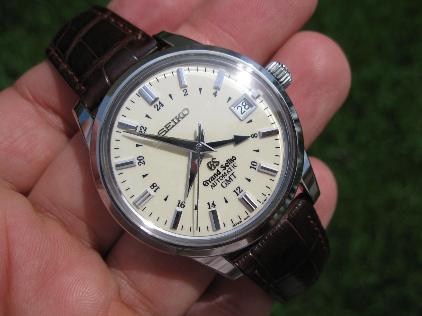 FS: Grand Seiko GS Ivory Dial SBGM021 Automatic GMT - Gorgeous! |  WatchCharts