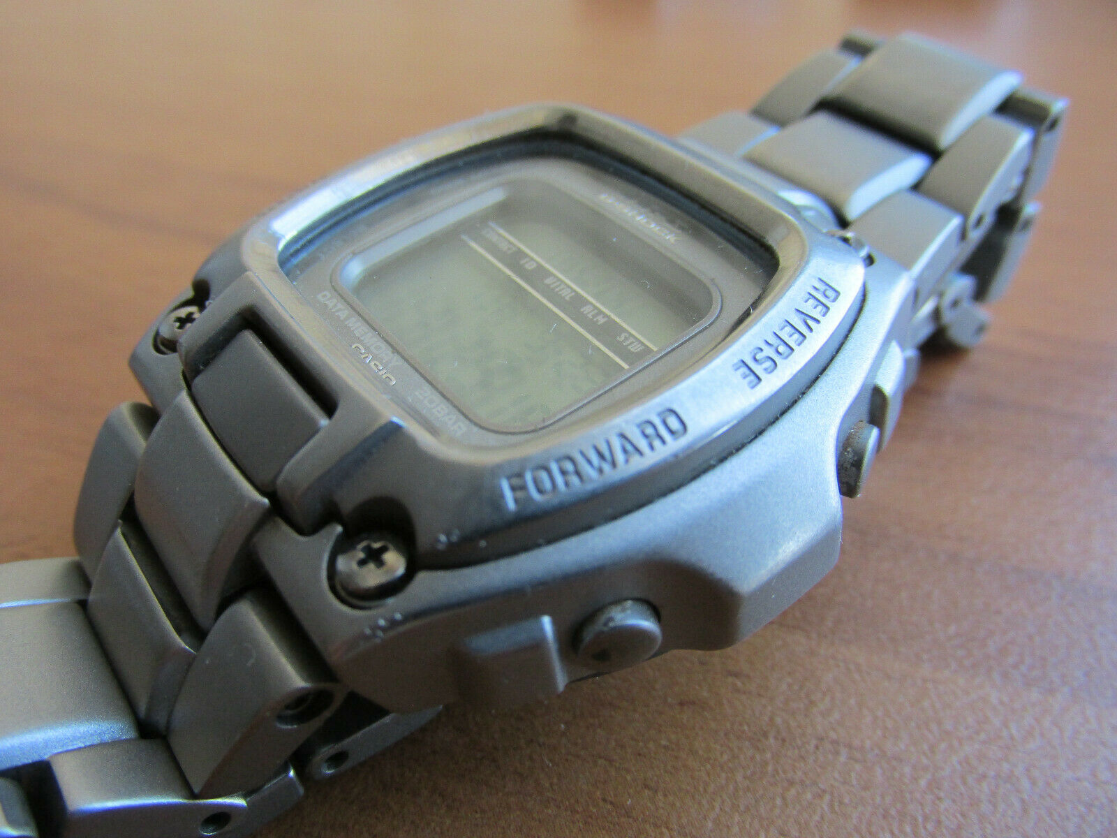 VINTAGE CASIO MR-G MRG-210T G-SHOCK TITANIUM DATA MEMORY 20 BAR