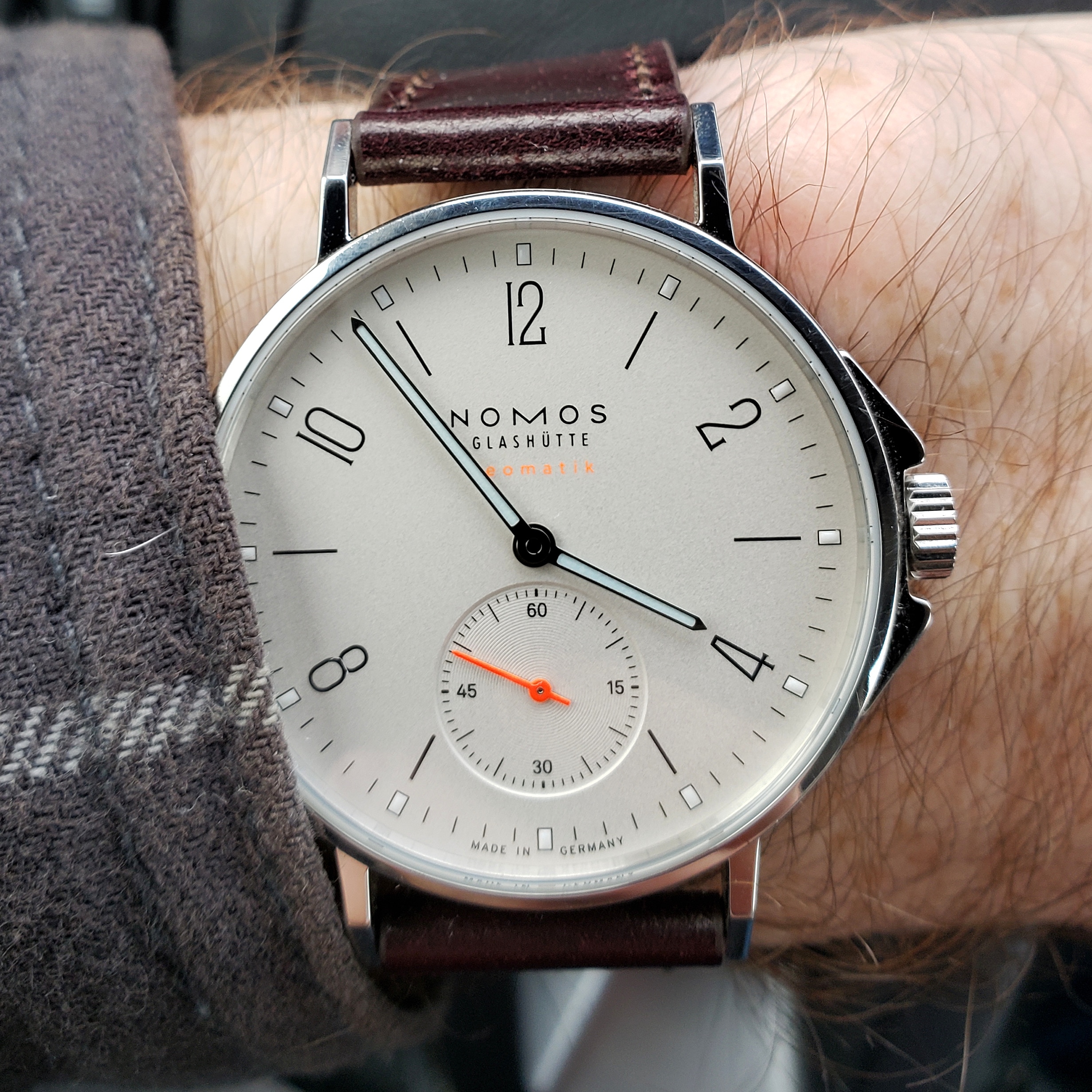 Nomos discount ahoi 36mm