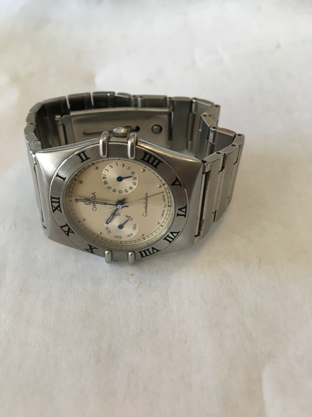 Omega constellation 1551 hot sale