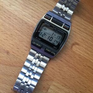 RARE Vintage Seiko A439-4010 LCD Mens Alarm Chronograph Watch
