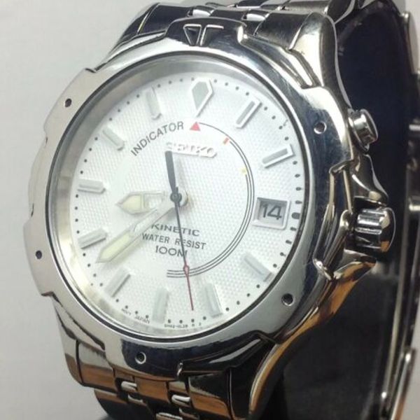 SEIKO KINETIC 5M42-OJ69 MENS STAINLESS STEEL WATCH WITH DATE