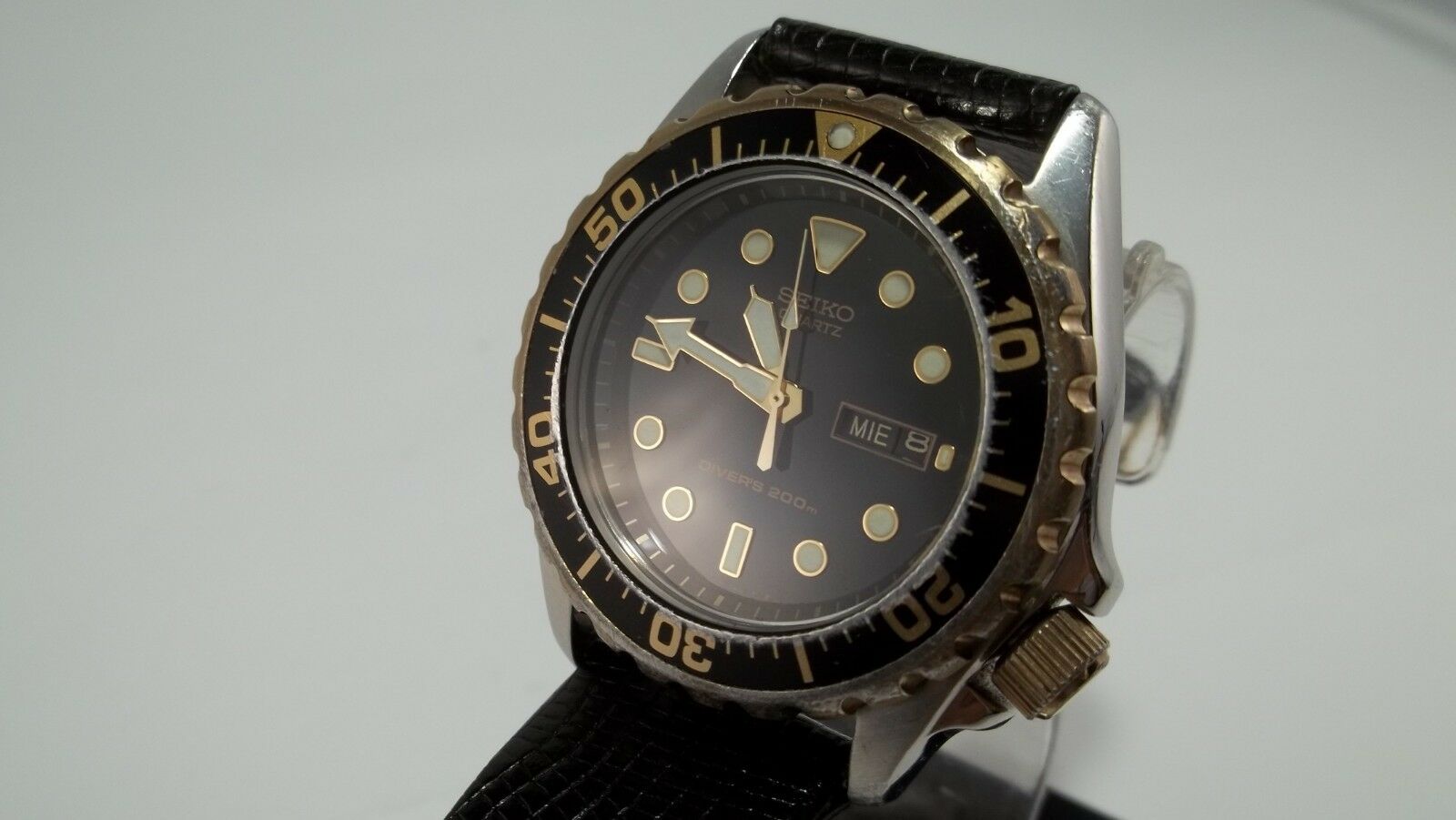 GORGEOUS SEIKO SCUBA DIVER 200M DAY DATE 7N36 6A29