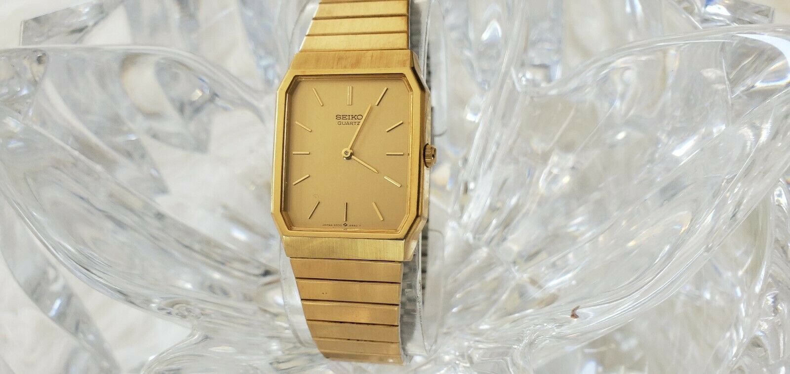 Vintage 1980 s SEIKO QUARTZ 6530 5799 5 Jewels Men s Dress Watch