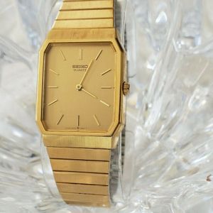 Vintage 1980's SEIKO QUARTZ 6530-5799 5 Jewels Men's Dress Watch (52) |  WatchCharts