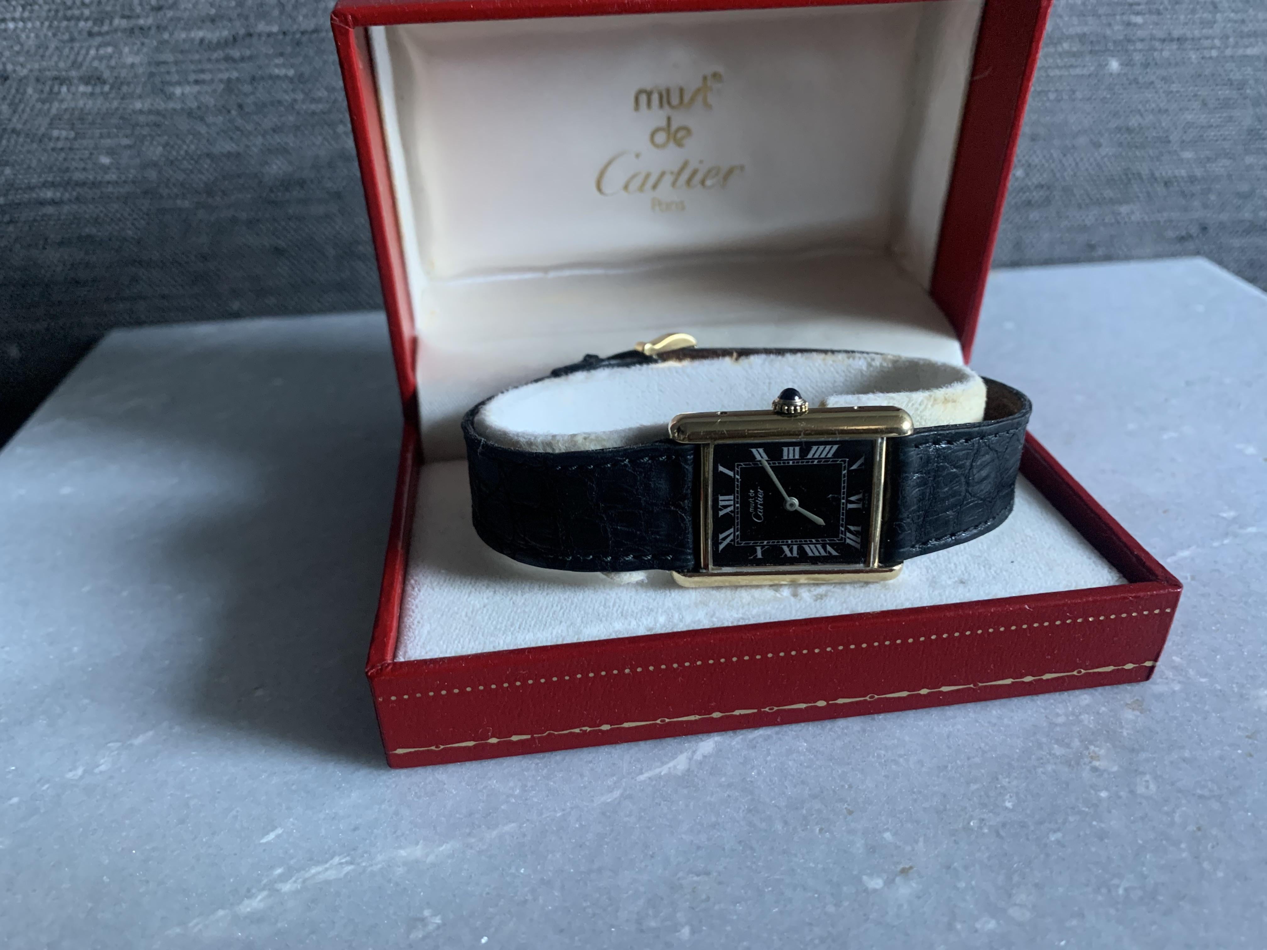 Cartier watch hot sale under 1000