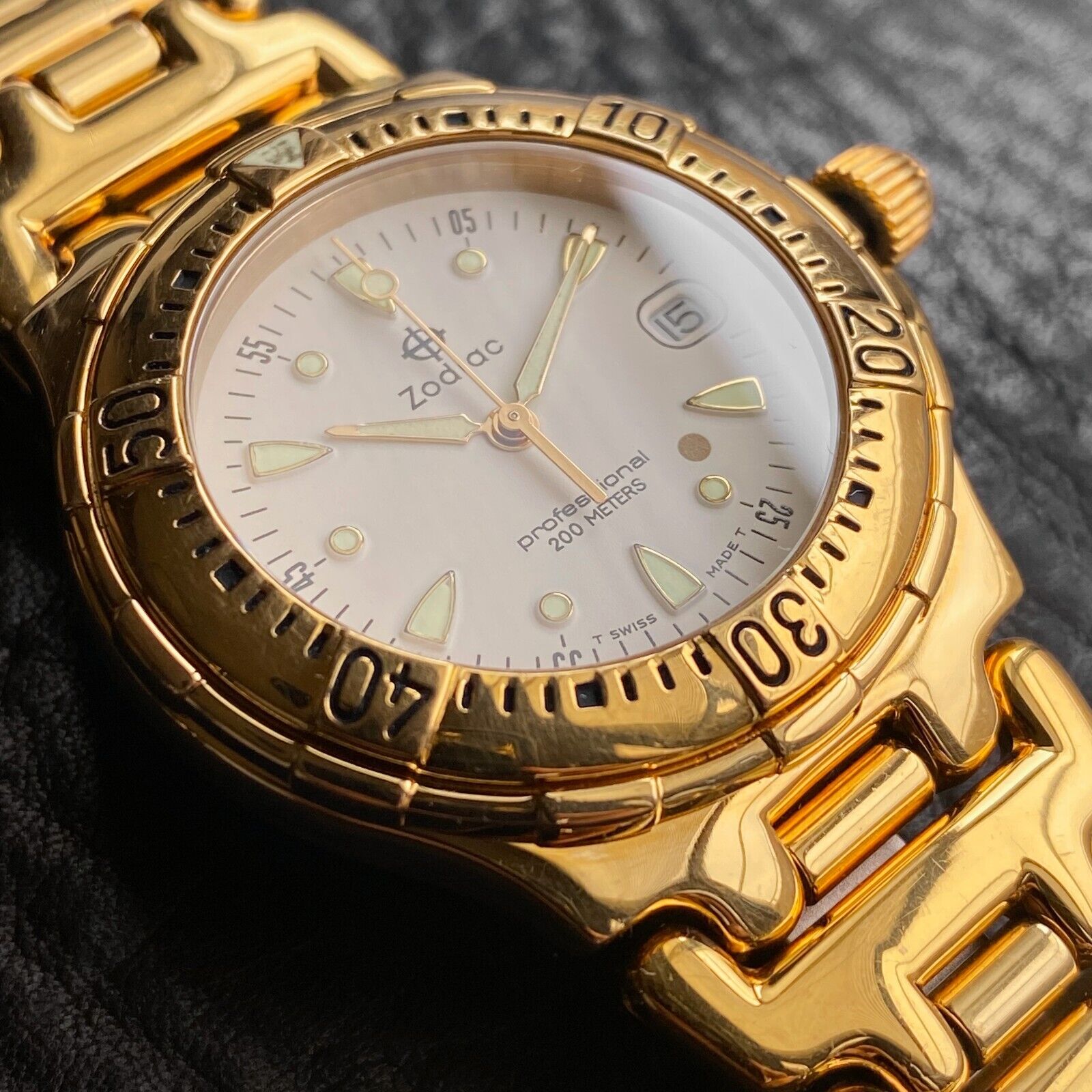 ドイツ製 Leonardo D. 22ct goldplated ヴィンテージ SpidoLite Gold - 3D Movement — Linde Werdelin