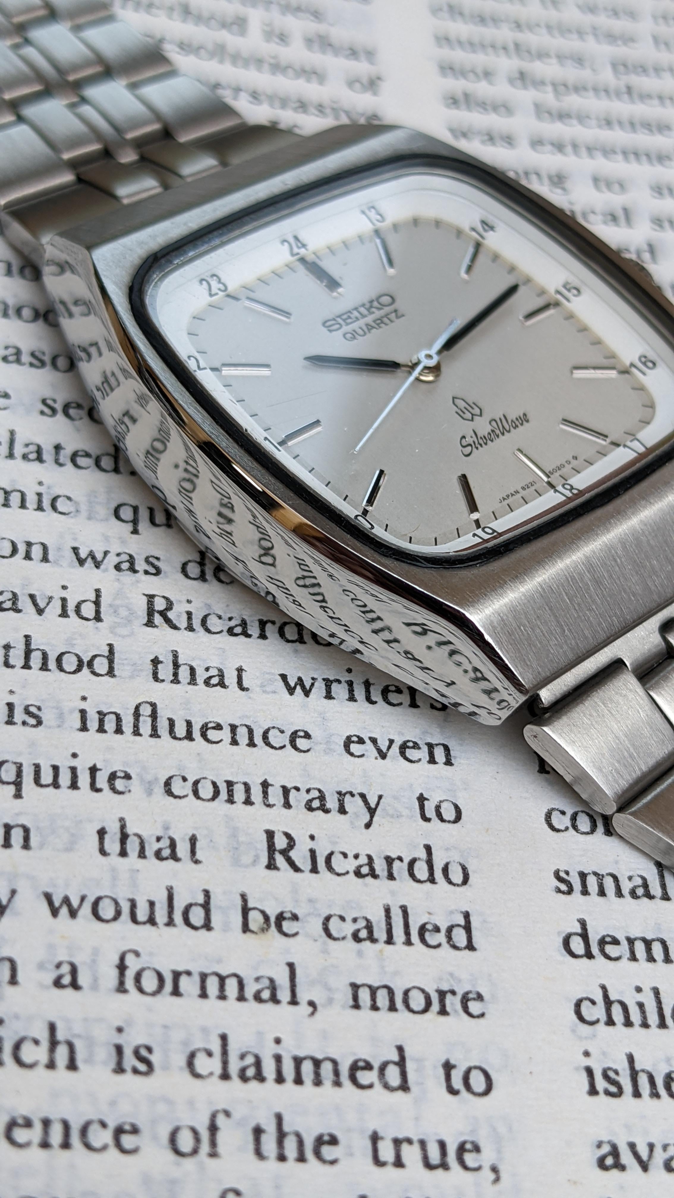 SeikoPhile | #Seiko Silverwave [Ref: 8221-5020] Quartz BMBY