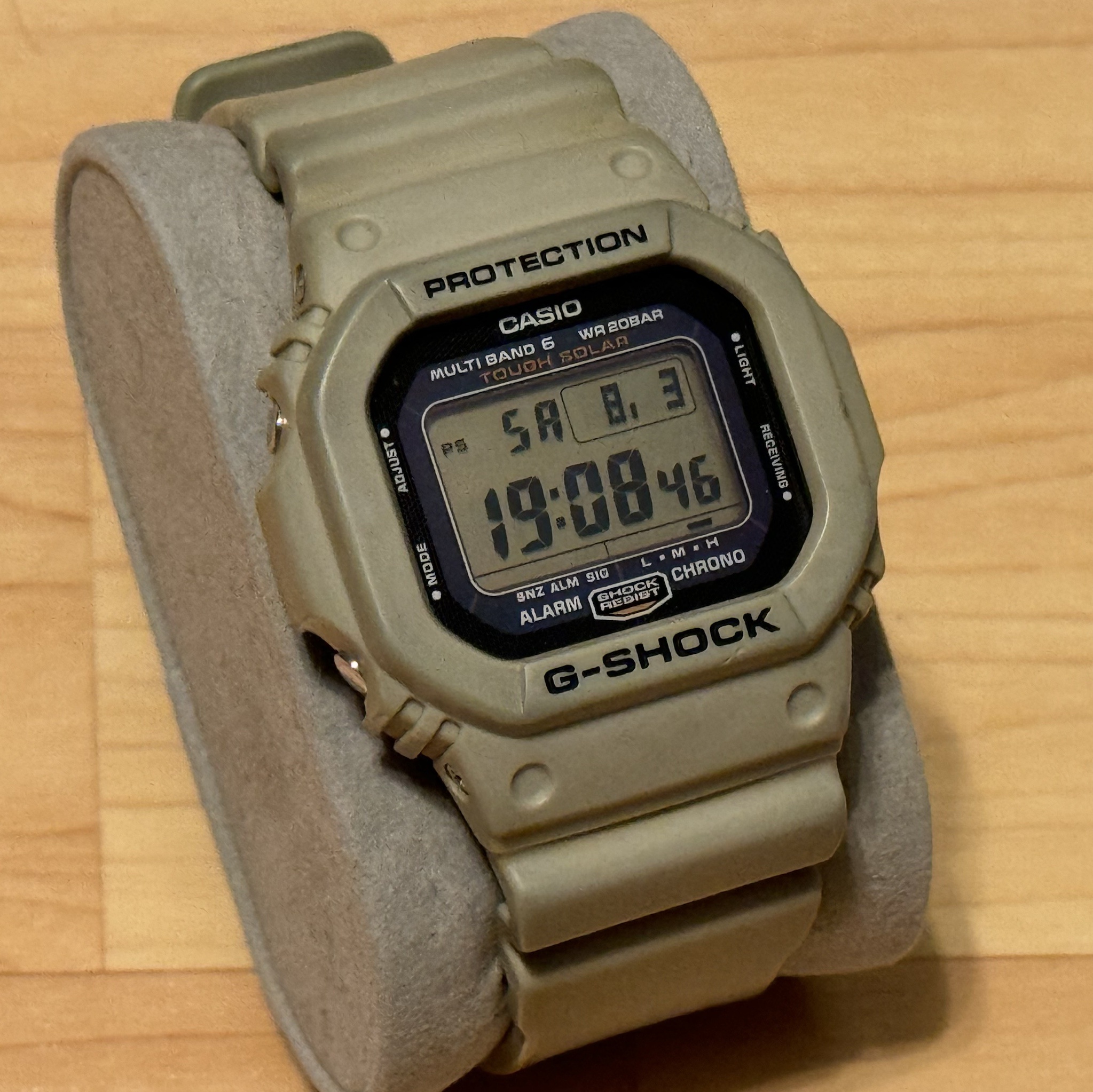 WTS Casio G Shock GW M5610SD 8 Desert Sand Tan Beige Tough Solar Atomic Multiband 6 Square Digital Watch GWM5610 WatchCharts Marketplace CA