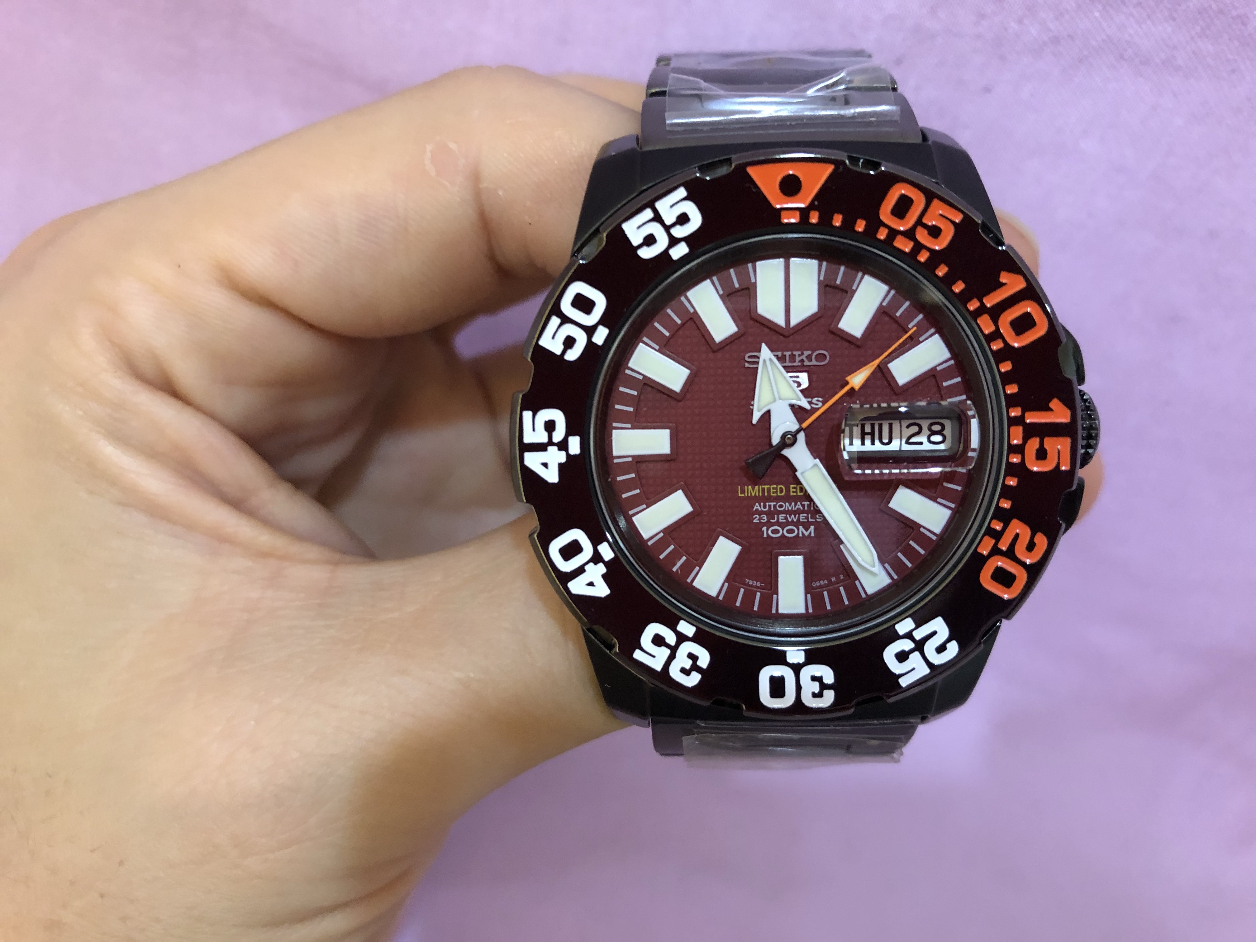 FS Seiko Burgundy Mini Monster 2010 Thailand Ltd Edn