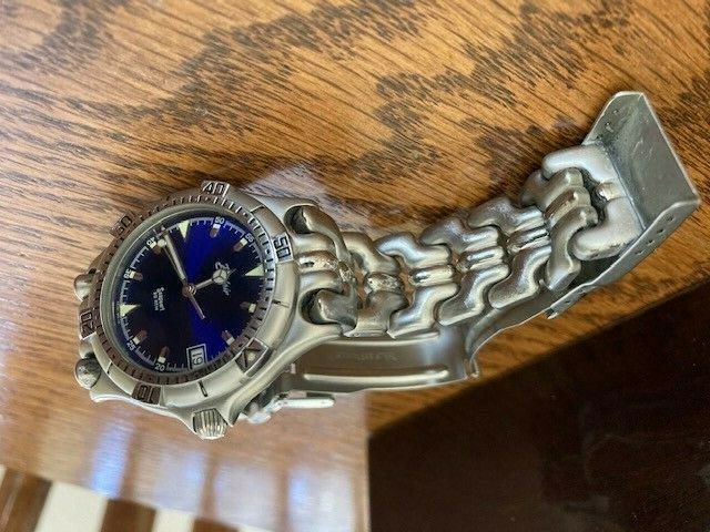 Belair Seapearl Quartz 20 ATM Dive Watch 955 114 Needs Battery