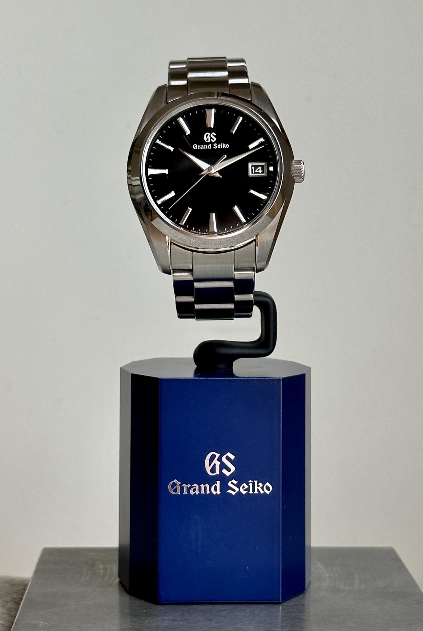 1 575 USD FS Grand Seiko SBGV223 40mm 9F82 Double Boxed full