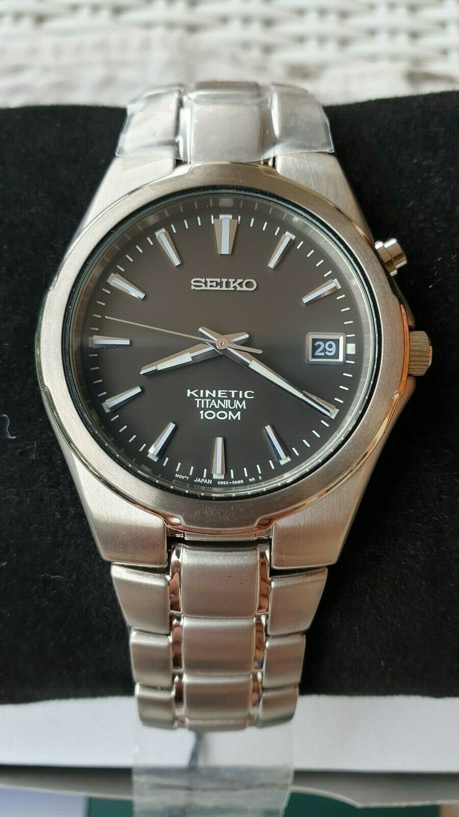 Seiko kinetic titanium online 100m watch