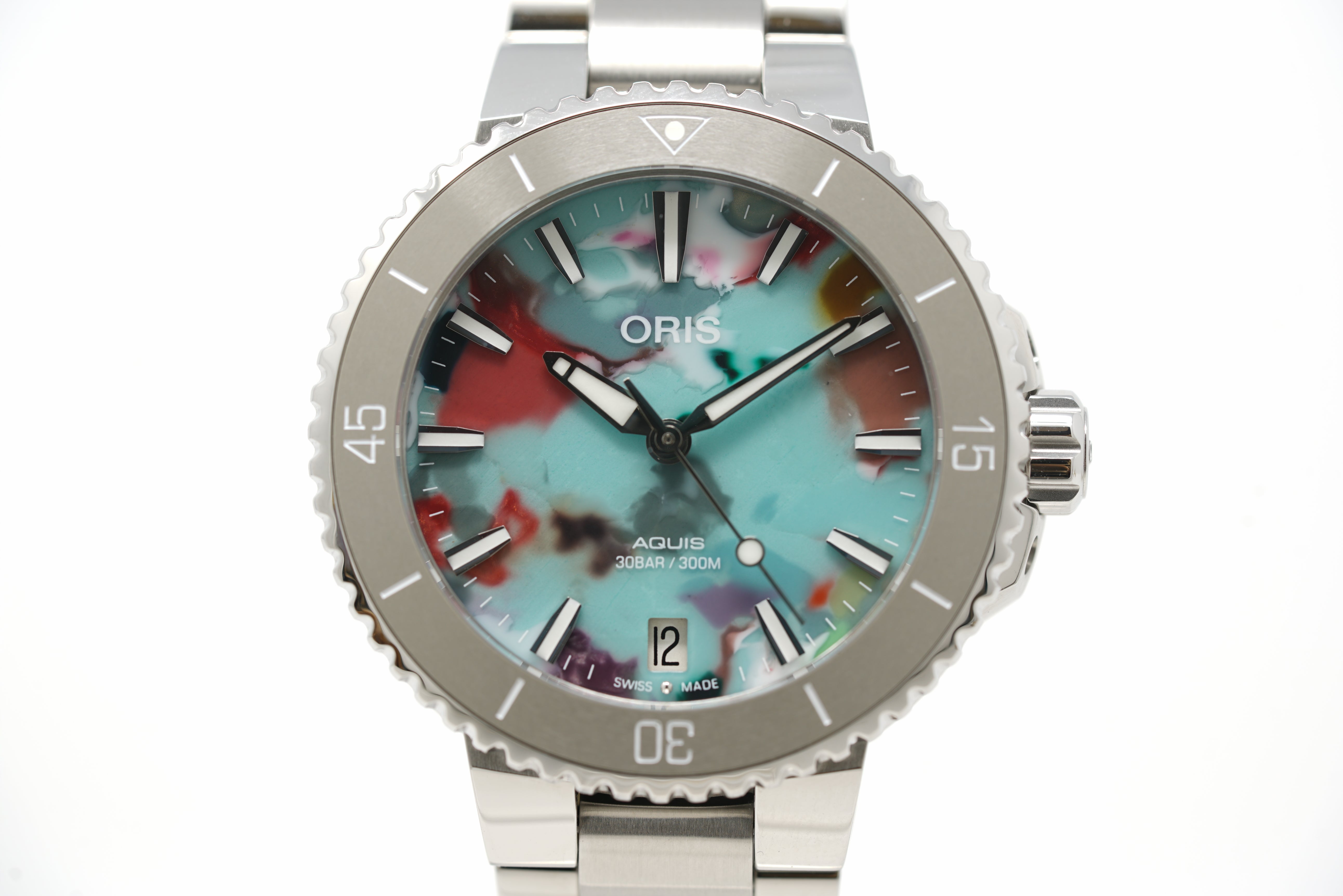 1 699 USD FS Pre Owned Oris Aquis Date Upcycle 01 733 7770 4150