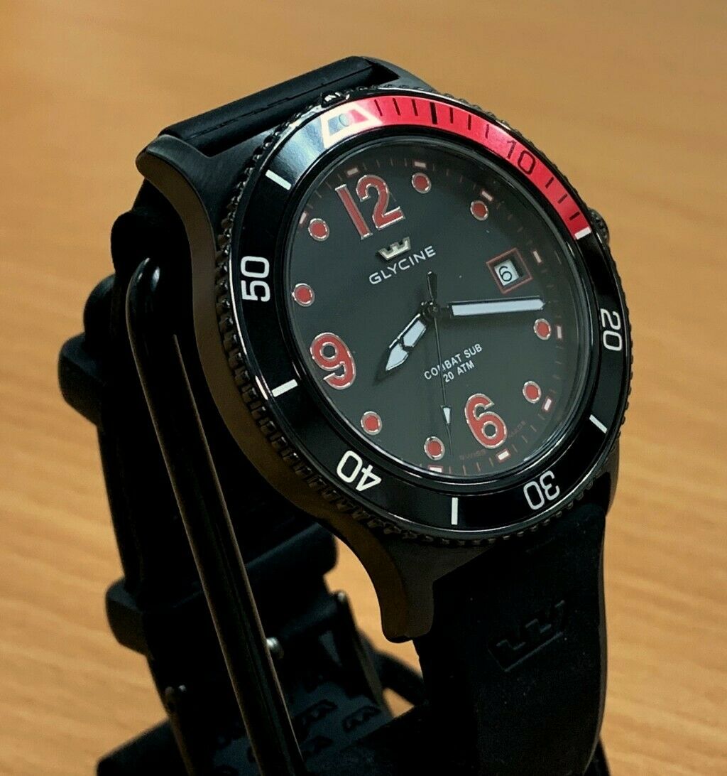 Swiss Made Glycine Combat Sub Quartz 40 mm black PVD case