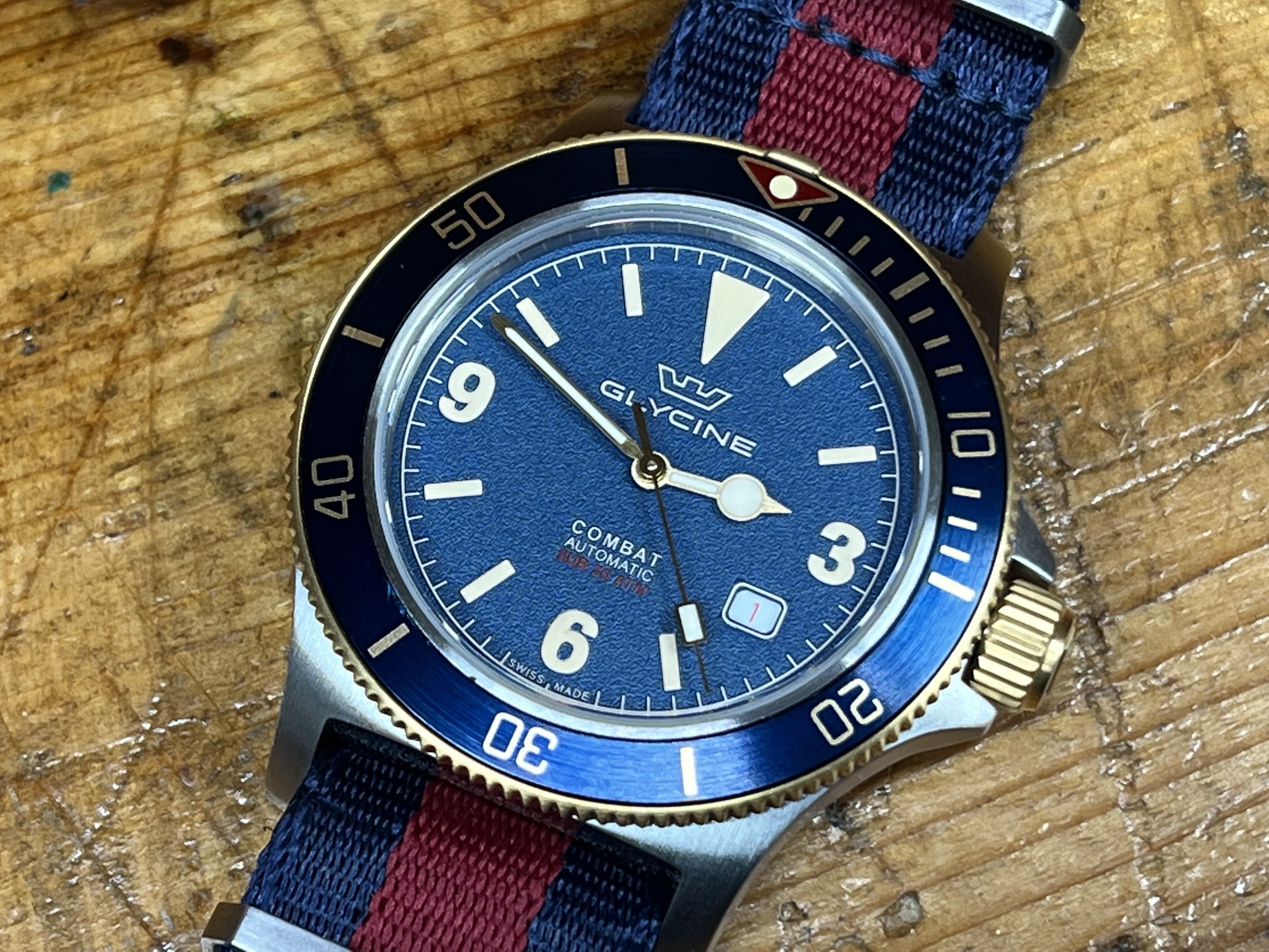 350 USD Glycine Vintage Style Combat Sub GL0262 Original Two