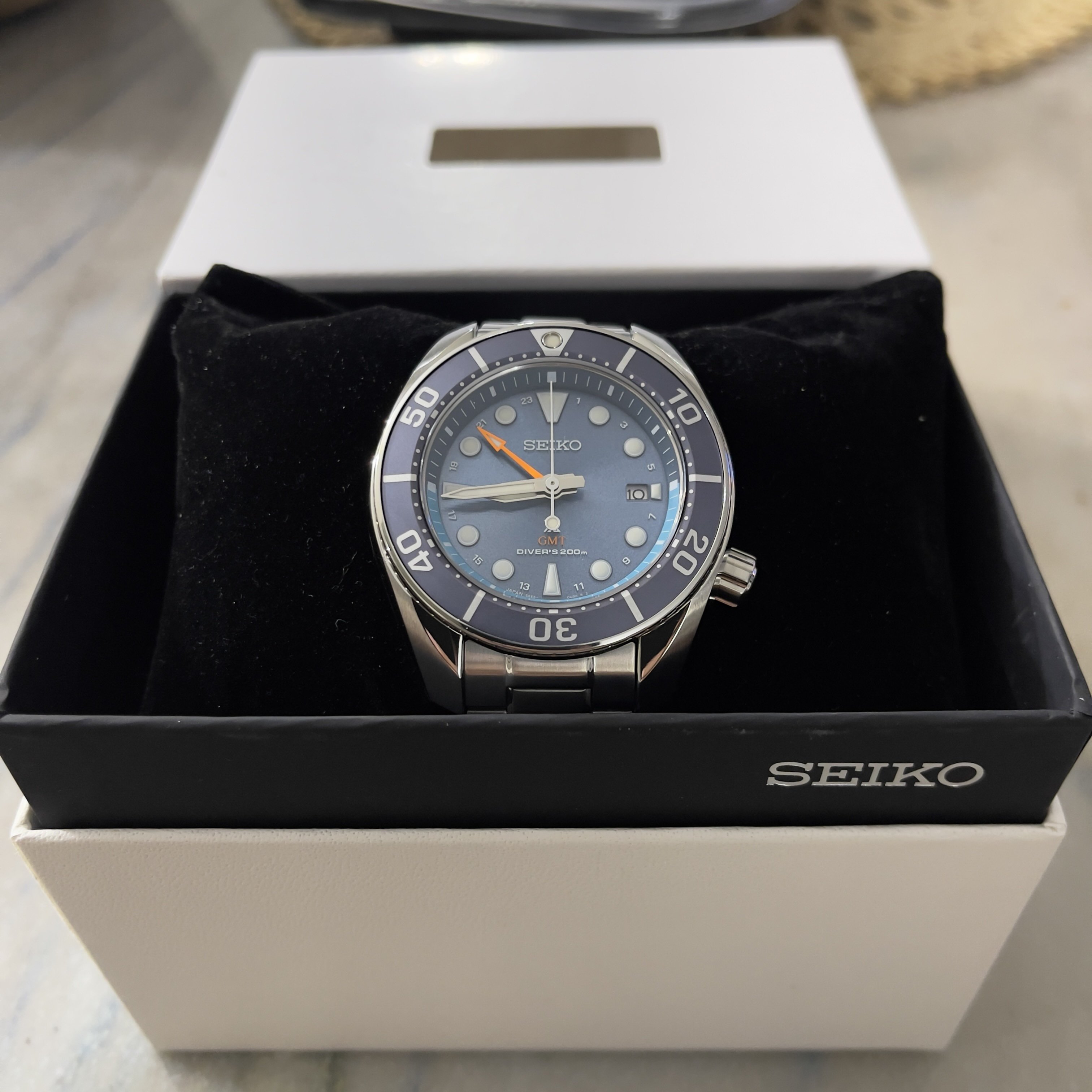 [$550 USD] Seiko Sumo Solar GMT Prospex SFK001 | WatchCharts Marketplace