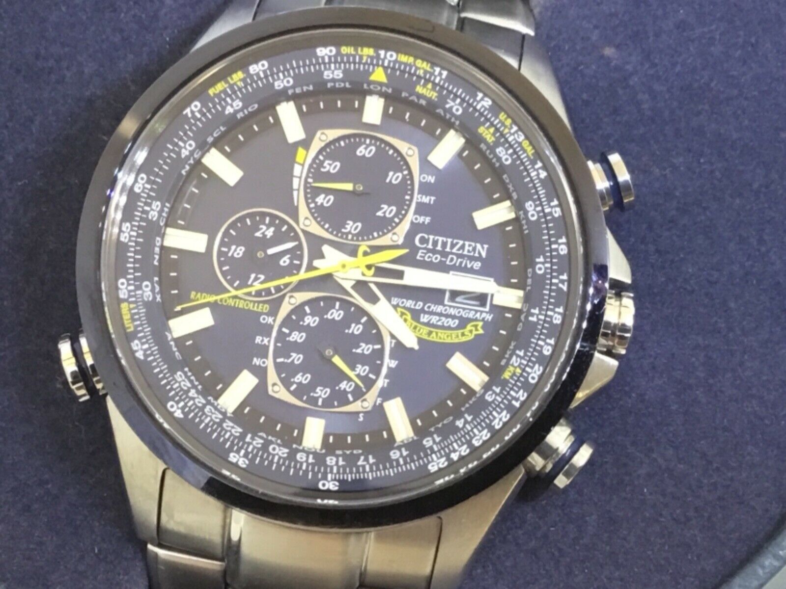 citizen world chronograph wr200