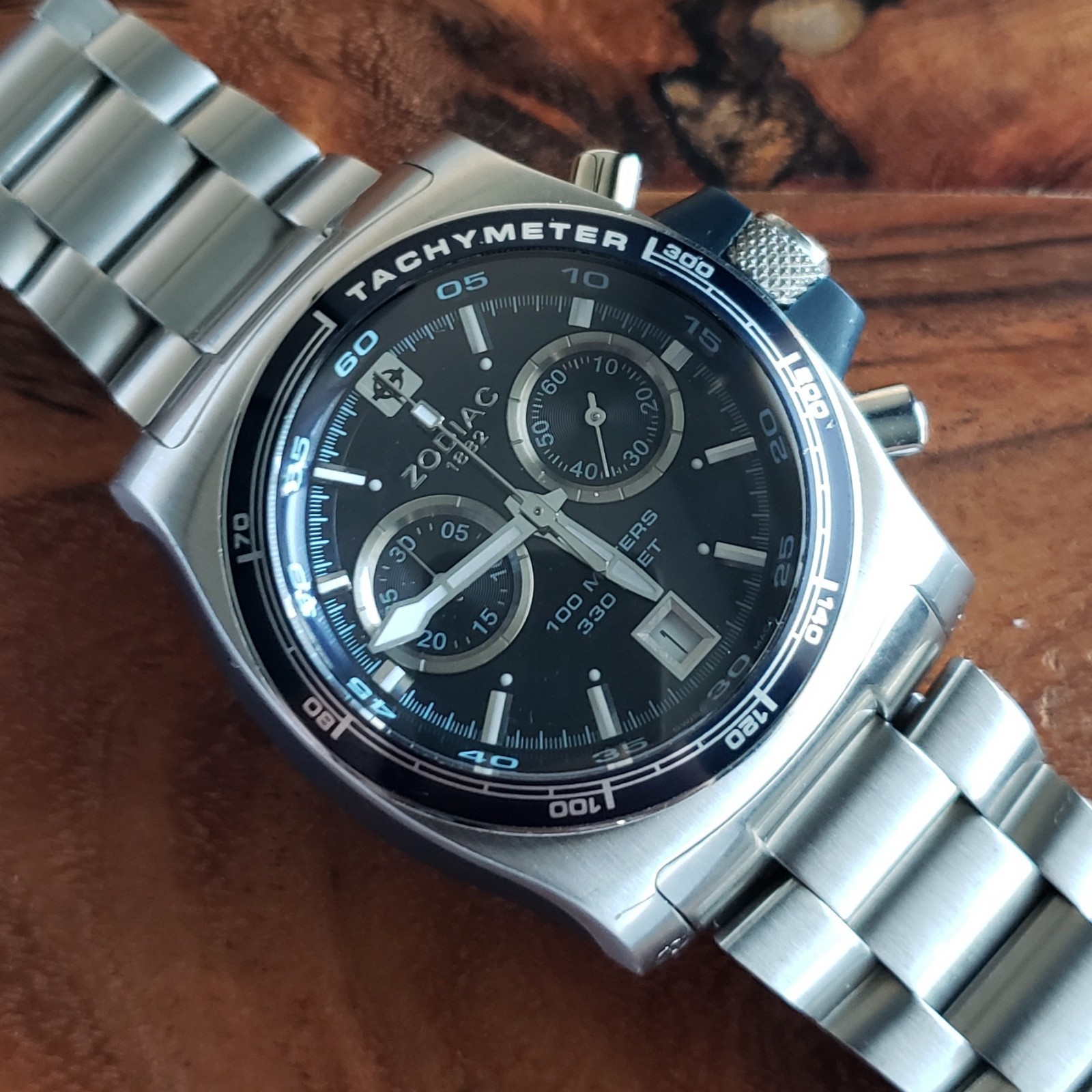 MINT Zodiac Super Sport Timer Chronograph Watch ZO7500 w/ Bracelet