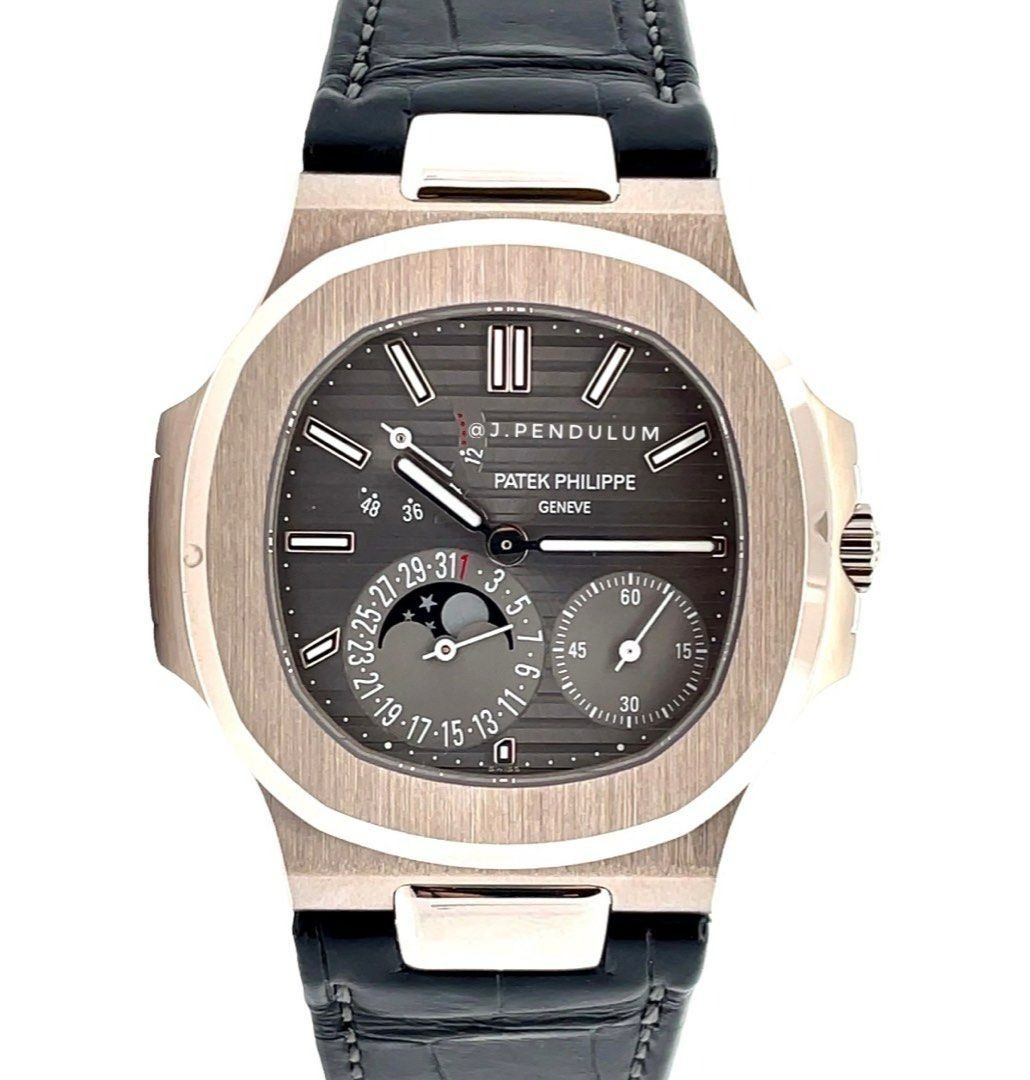 Patek nautilus sale gold leather