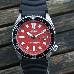 Seiko 7002-7000 Red Dial mod Diver - Excellent Condition | WatchCharts