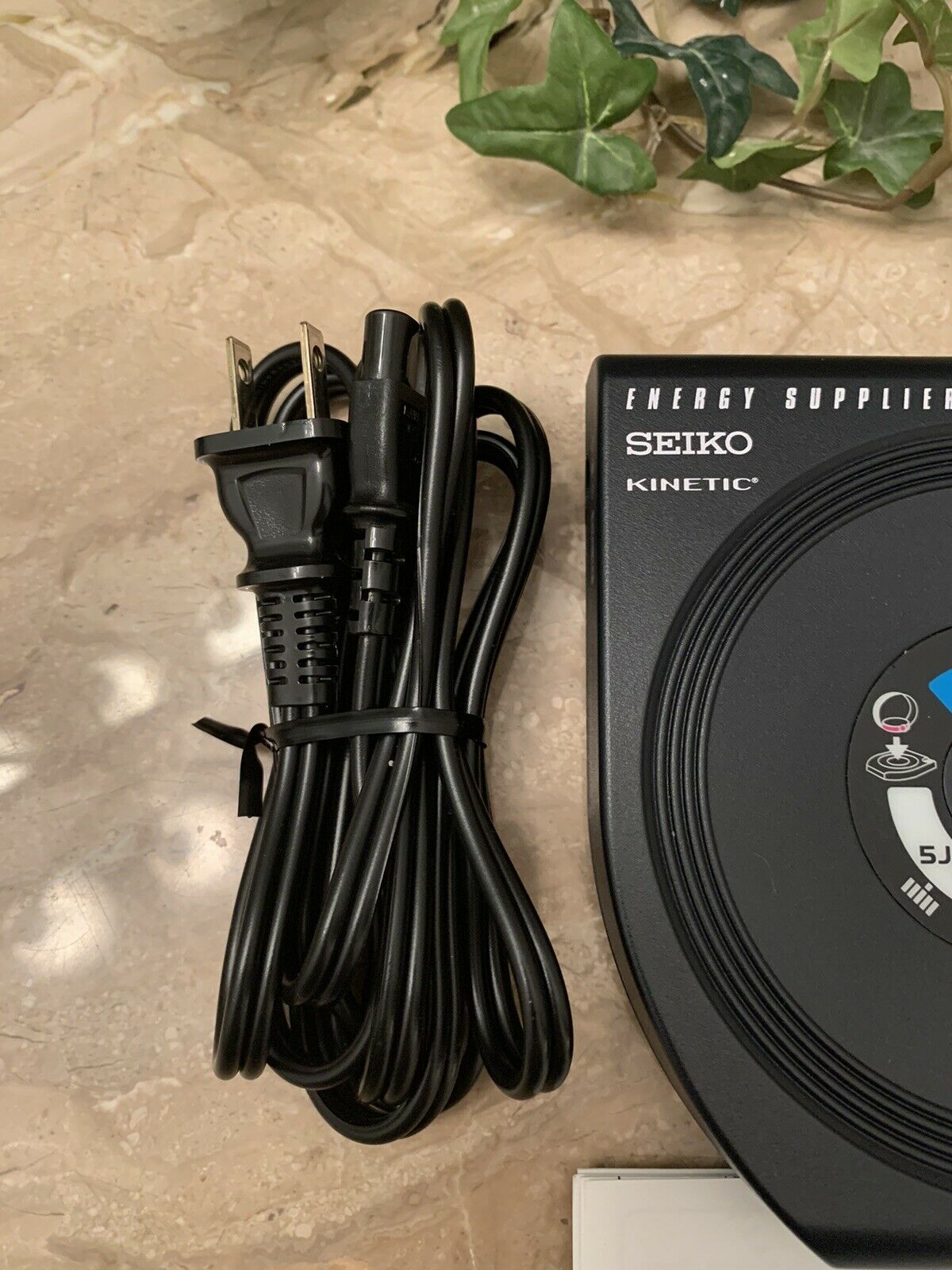 SEIKO ENERGY SUPPLIER KINETIC Model：YT02Aキネティック充電器