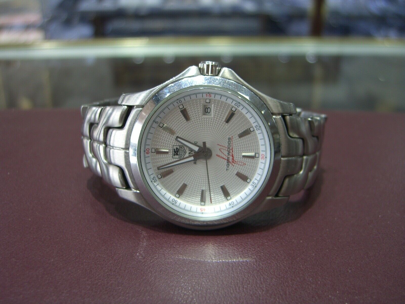 Tag heuer link tiger best sale woods limited edition 2002